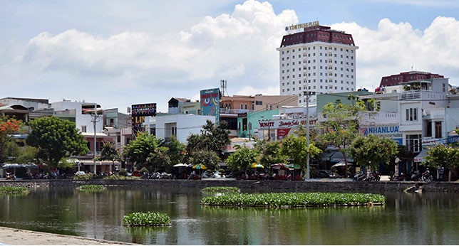 &Ocirc;ng[-]Huỳnh[-]Đức[-]Thơ[-]chốt[-]phương[-]&aacute;n[-]"hồ[-]nước[-]thải[-]ở[-]Đ&agrave;[-]Nẵng[-]nu&ocirc;i[-]được[-]c&aacute;[-]Koi"